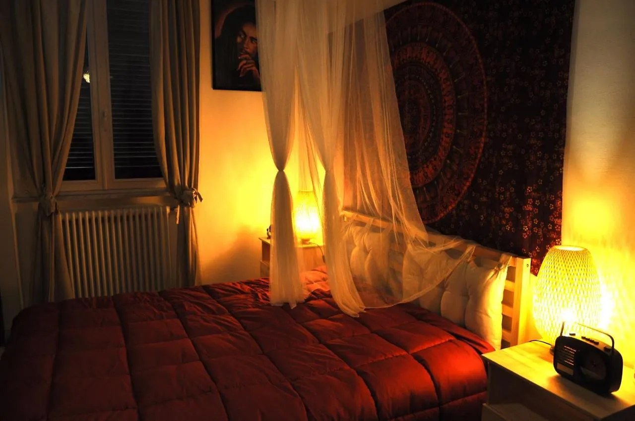 Bed & Breakfast B&B Il Vinile Carrara Italy