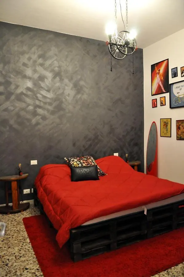 Bed & Breakfast B&B Il Vinile Carrara