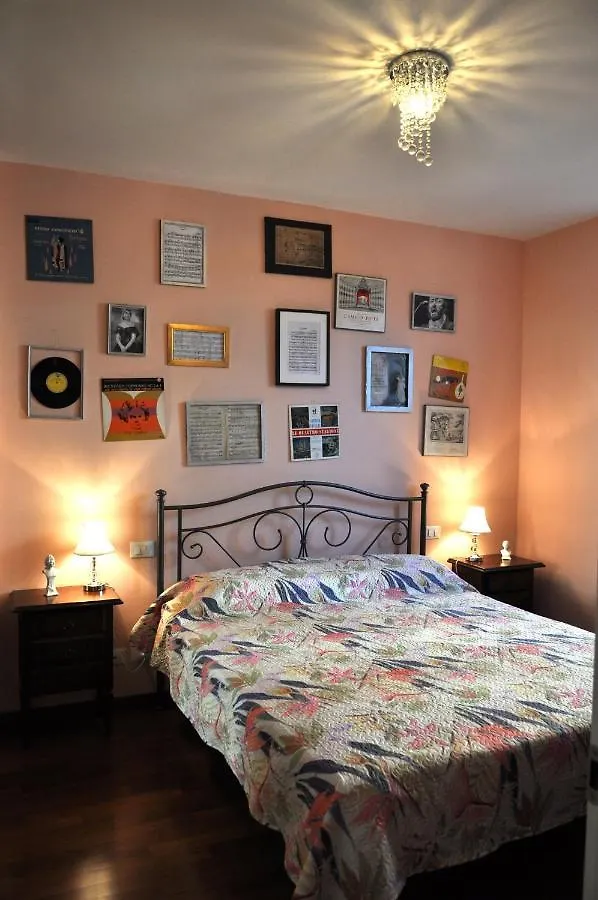 B&B Il Vinile Carrara 0*,